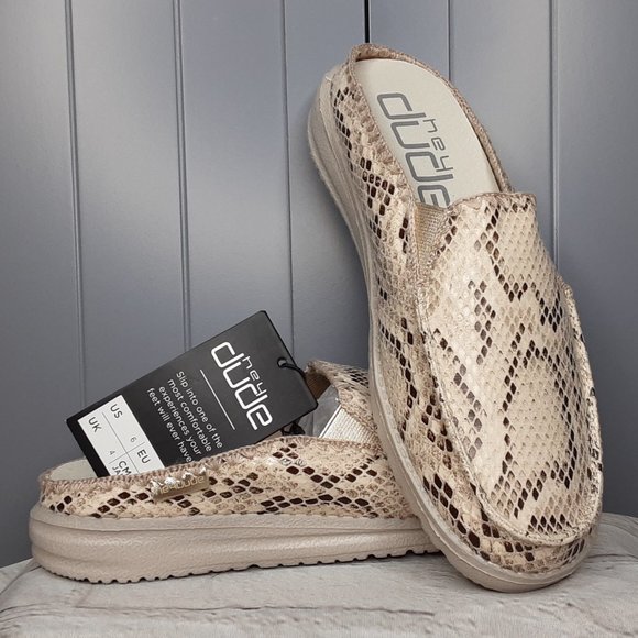 hey dude lexi slip on